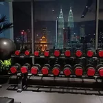 Cl16A Muji Style Balcony Infinity Pool Klcc View