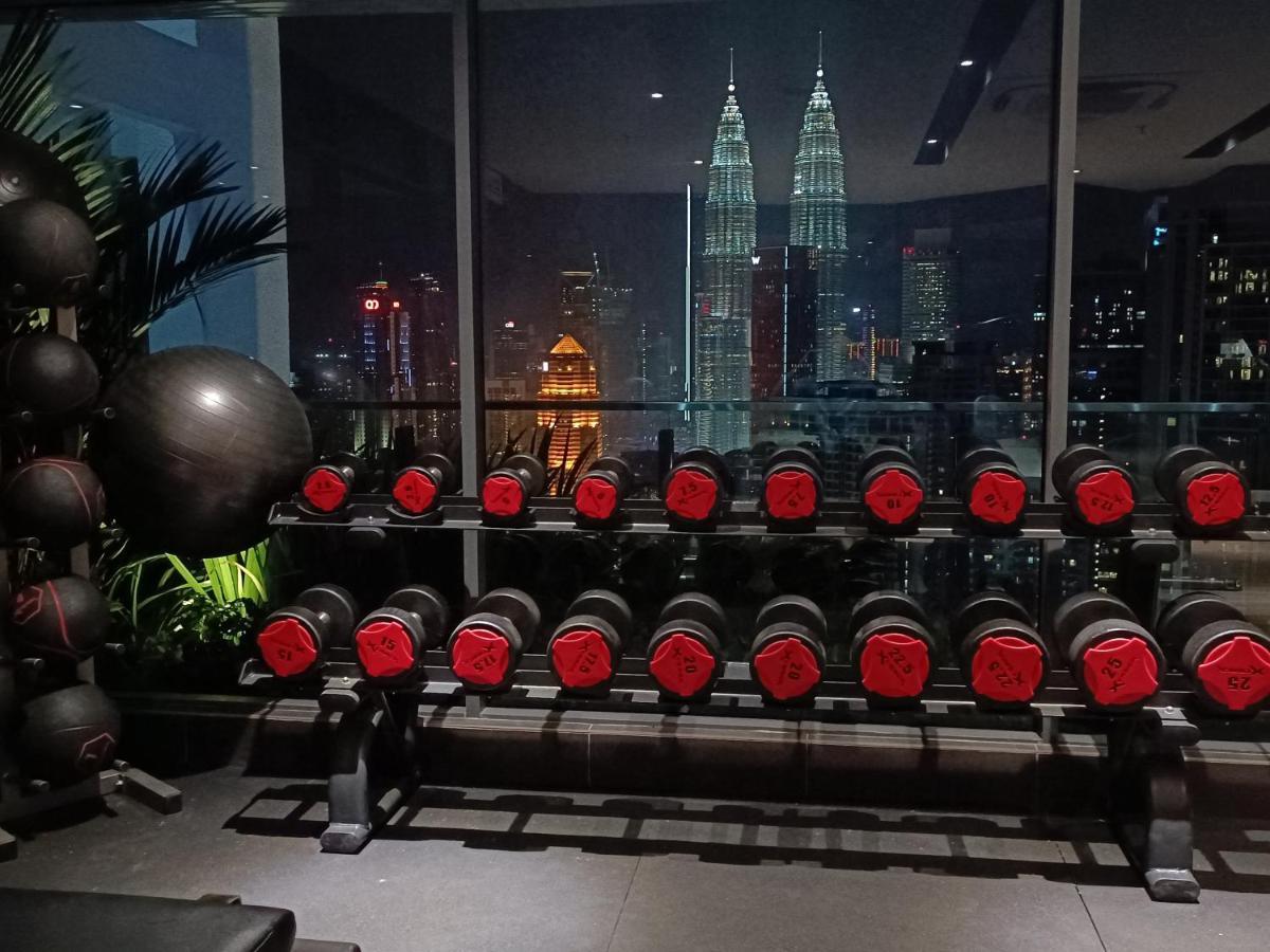Pangsapuri Cl16a Muji Style Balcony Infinity Pool Klcc View Kuala Lumpur